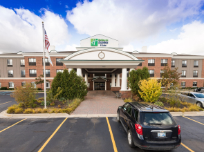 Holiday Inn Express Hotel & Suites Grand Blanc