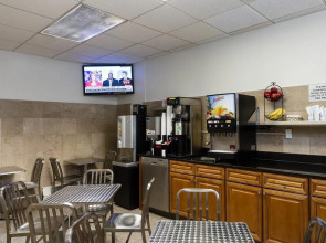 Broadway Plaza Hotel