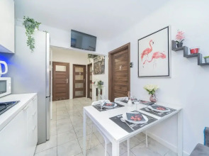 UNIT Warszawa Centrum Room by Metro Rondo ONZ