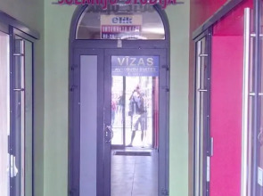 Bed And Breakfast Hostel (Adults Only)