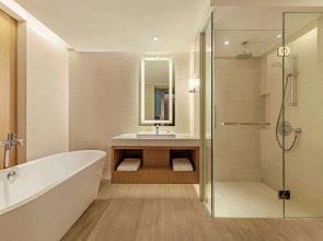 DoubleTree by Hilton Phuket Banthai Resort