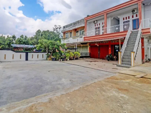 OYO 91203 Naufal Residence Syariah