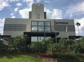 Wyndham Lake Buena Vista – Disney Springs® Area