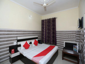 Oyo 27054 New Sundaram