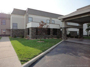 Baymont by Wyndham Monroe Ohio