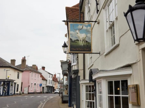 White Hart Hotel by Greene King Inns