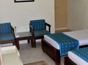 Отель Eagles Paradise Abu Soma Resort