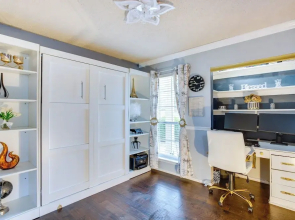 Walk to Lake! Rowlett Escape w/ Fire Pit & Views