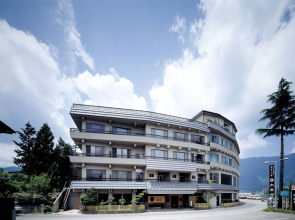 Wakakusa no Yado Maruei Ryokan