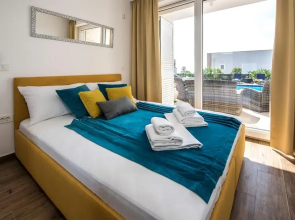 Awesome Home in Novalja With Wifi, 4 Bedrooms and Outdoor Swimming Pool