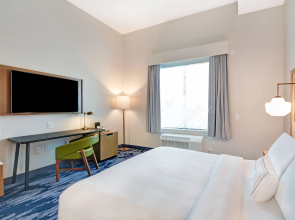 Fairfield Inn & Suites by Marriott Houston NASA/Webster