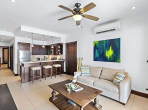 Luxury Condo with Panoramic Ocean Views, Sparkling Infinity Pool, and Modern Open-Concept Design