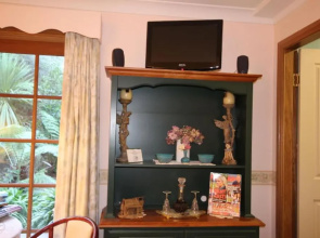 Kalimna Garden Room