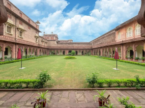 Umed Bhawan Palace