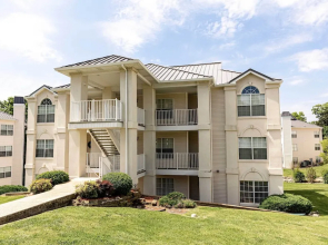 Branson Resort Condo - 3 Miles to the Strip!