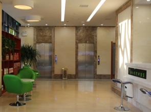 Vatica Hotel Fuyang Linquan Tenghui International City Branch