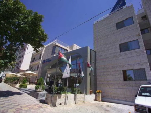 Al Manar Hotel