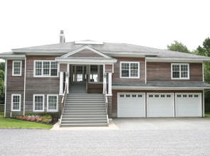 Villa Skylar