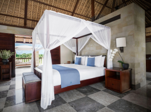 REVĪVŌ Wellness Resort Nusa Dua Bali