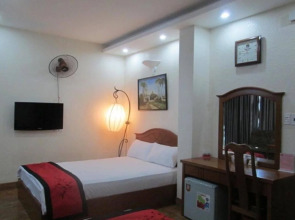 Queen Hotel Saigon Airport