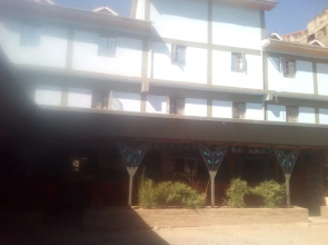 Jaws Palace Umoja
