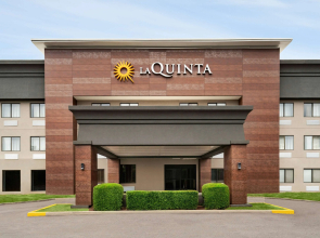 La Quinta Inn by Wyndham Birmingham - Inverness