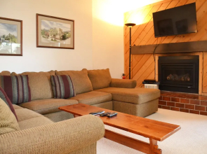 Sundowner II by Ski Village Resorts