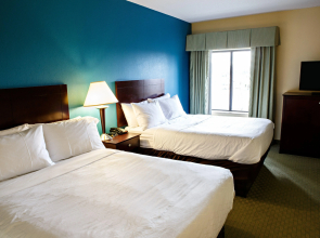 Holiday Inn Express Hotel & Suites Harrisburg West by IHG