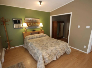 Cedar Grove Motel and Cabins