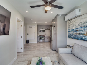 Near Coachella Music Festival: Cozy Indio Home!