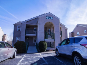 Overlook Grove - 2 Br Condo