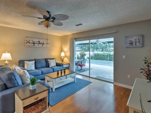 Breezy Sarasota Home w/ Private Pool Near Beach!
