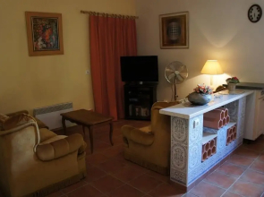 Grand Travers - Location vacances avec piscine proche d'Uzès - Gard -