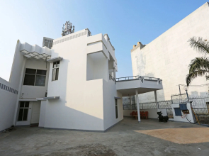 Hotel A R Inn 1 By OYO Rooms