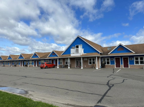 Travellers Inn