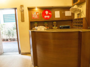 OYO 3886 Hotel Trimurti Heights