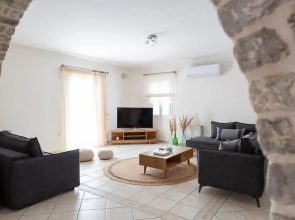 Sun and Salt 3bedroom House