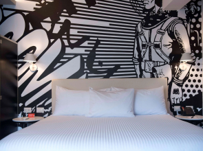 Radisson RED Miraflores