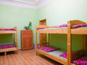 TIU Khreshchatik Хостел