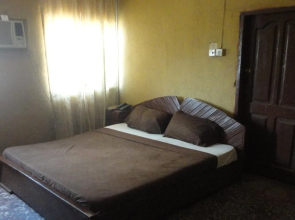 Phoenix Suites and Inn
