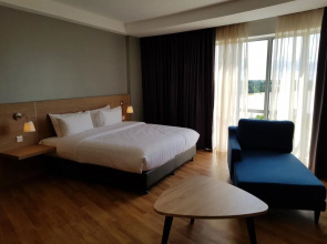 Win Hotel