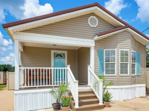 Resort Dock & Boat Ramp: Home w/ Wolf Bay Access