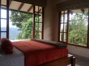 Tangara Lodge