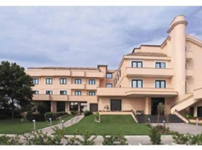 Hotel De La Ville