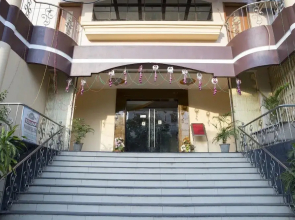 Hotel Mahabir Galaxy