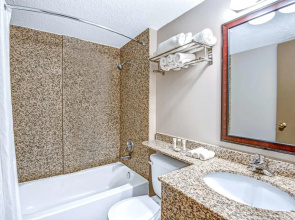 Red Maple Inn And Suites