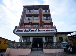 OYO 19937 Hotel Rajkamal International