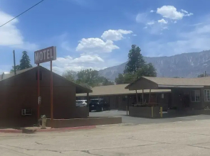 Lone Pine Budget Inn