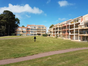 Appartement en RDC avec terrasse face a la mer