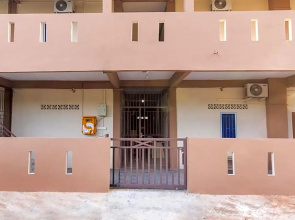 OYO Life 2579 Kost Anggun 2